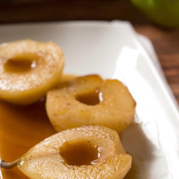 Warm Cider Spiced Poached Pears