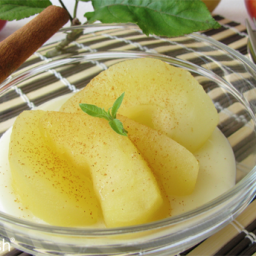 warm-cinnamon-apples-with-vanilla-yogurt-1603002.png