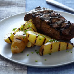 whiskey-glazed-flat-iron-steaks-and-grilled-potatoes-2197326.jpg