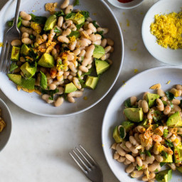 White Bean and Avocado Salad With Garlic Oil