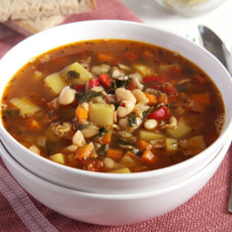 white-bean-and-vegetable-soup-2101850.jpg