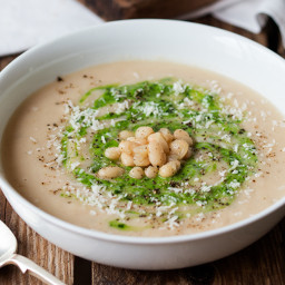 white-bean-soup-with-parmesan-and-pesto-1306780.jpg