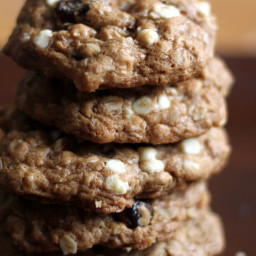 White Chocolate Cherry Macadamia Nut Oatmeal Cookies {made with coconut oil