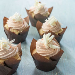 White Chocolate-Raspberry Cupcakes