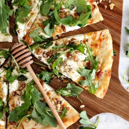 White Pizza with Goat Cheese, Honey and Walnuts