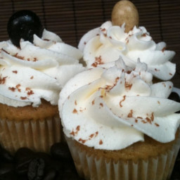 white-russian-cupcakes-1862164.jpg