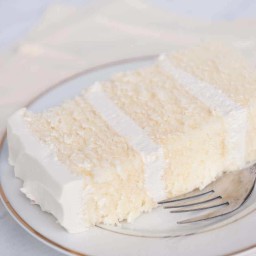 White velvet cake (recipe) + color variations