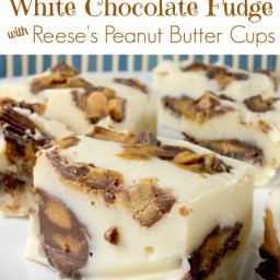 White Chocolate Reeses Peanut Butter Cup Fudge Bites