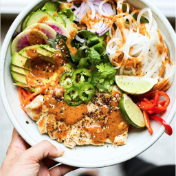 Whole 30 Spring Roll Bowl by the Defined Dish