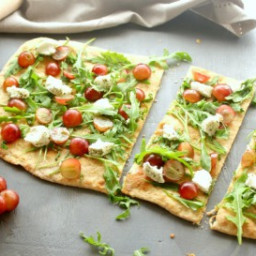 Whole Wheat Grape Rocket & Goat Cheese Healthy Pizza
