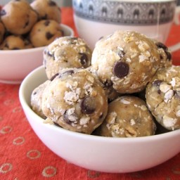 Wholesome Chocolate Chip Oatmeal Cookie Dough Balls