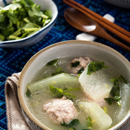 Winter Melon Soup with Meatball (冬瓜丸子汤)