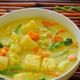 yellow curry tofu