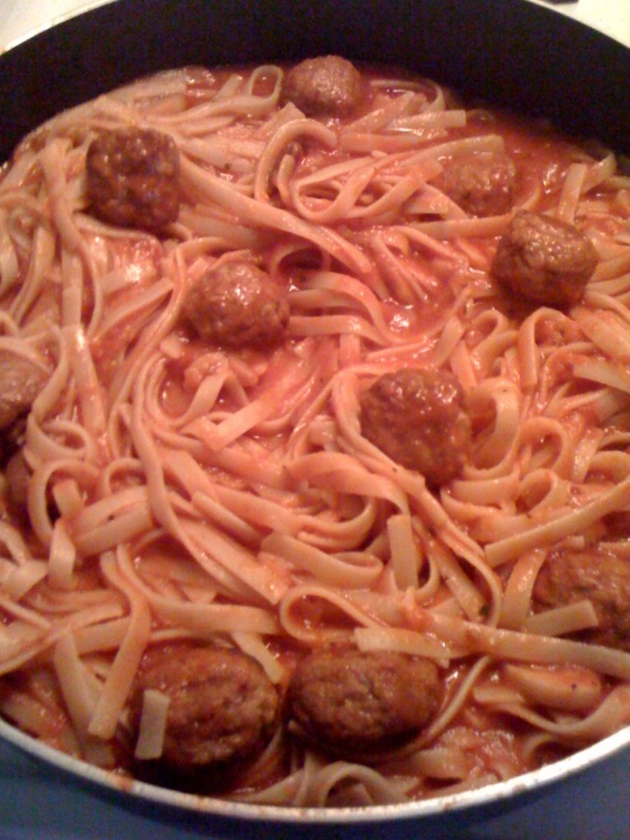 Linguine and Meatballs