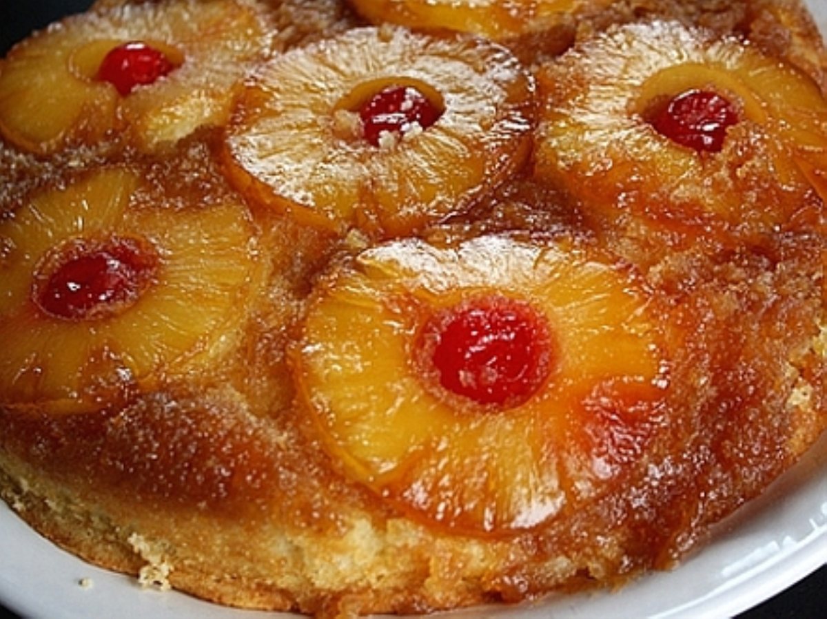 Pineapple UpsideDown Cake (Skillet)