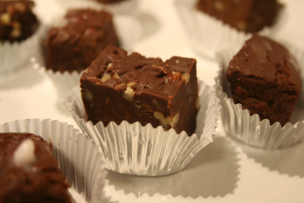 Coffee Liqueur Pecan Fudge
