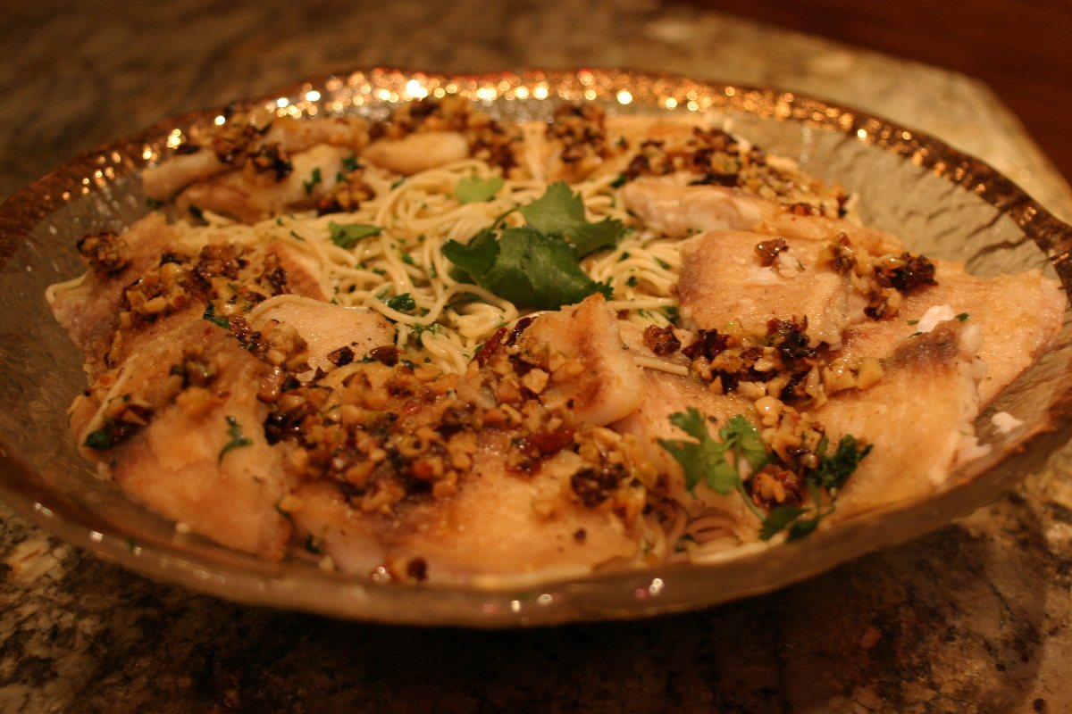 Tilapia with Garlic Sauce and Pasta