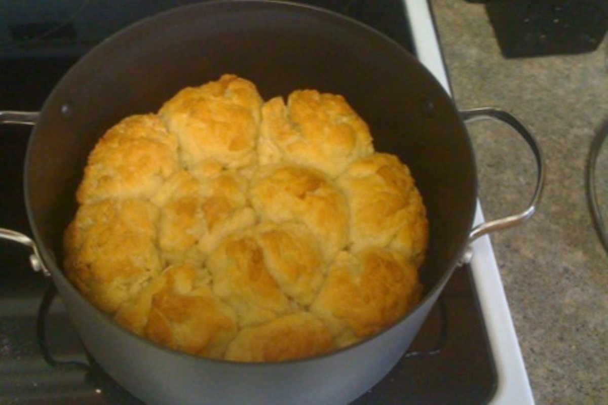 dutch-oven-biscuits