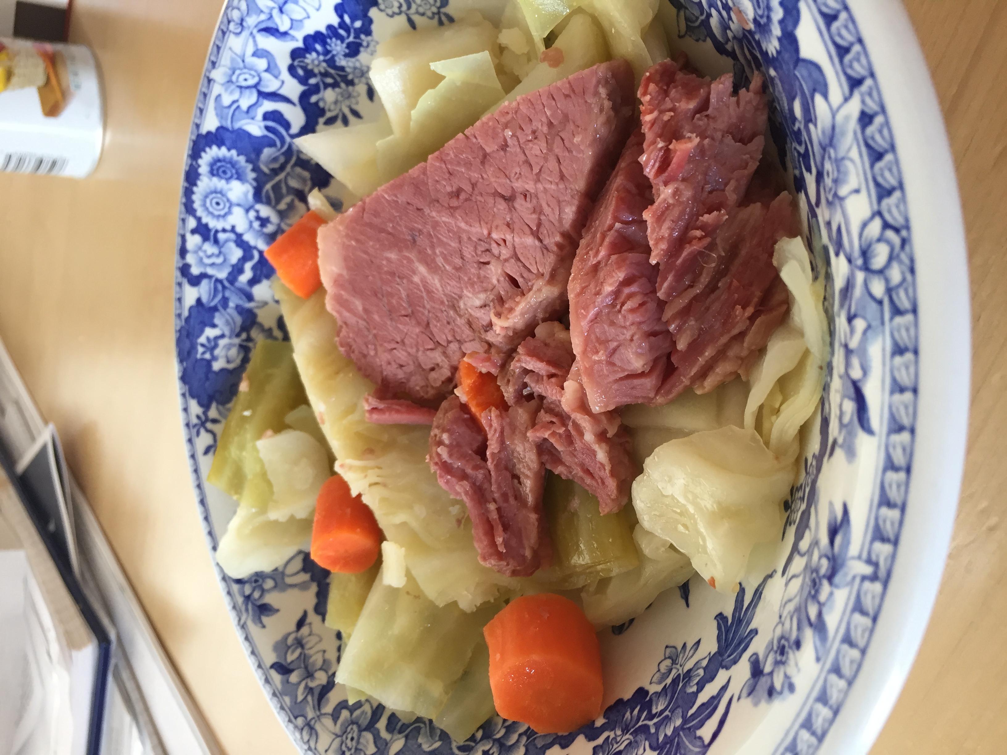 corned-beef-cabbage-potatoes-carrots