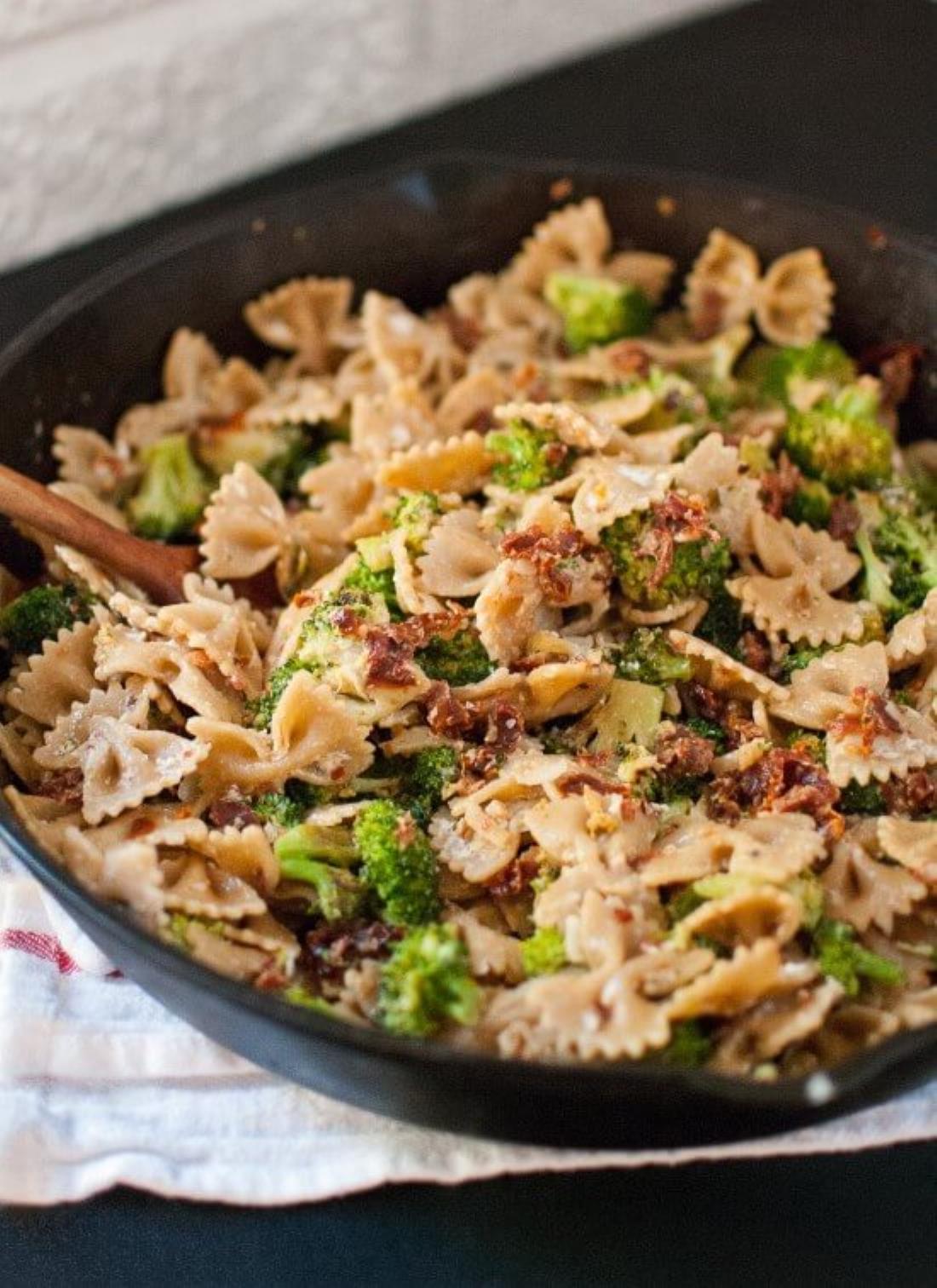 Broccoli, Feta and Sundried Tomato Pasta Recipe