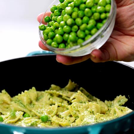 spring-inspired-pesto-pasta