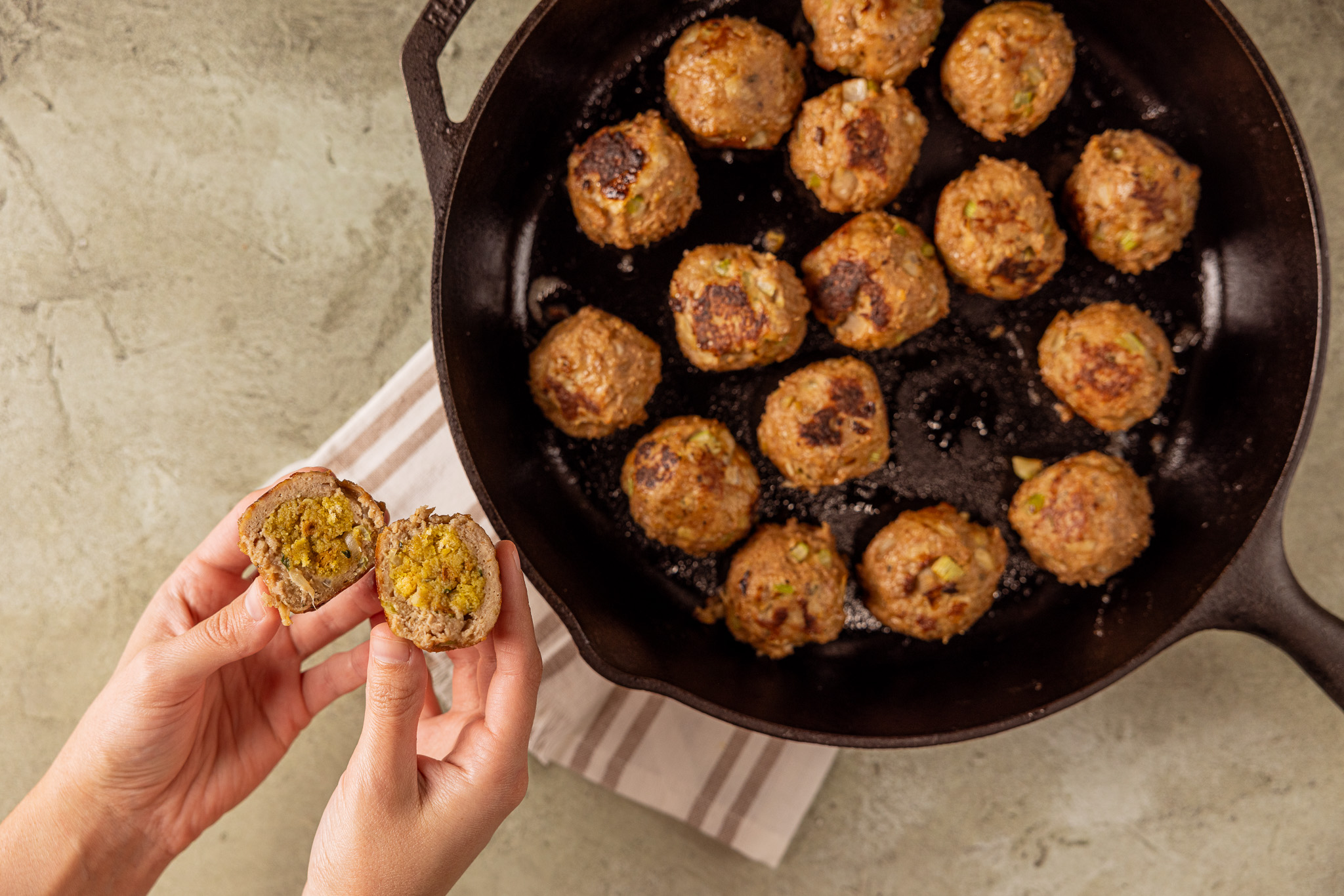 how-to-make-turkey-and-stuffing-meatballs-bcc8bb0c8953ac4f26fcb001