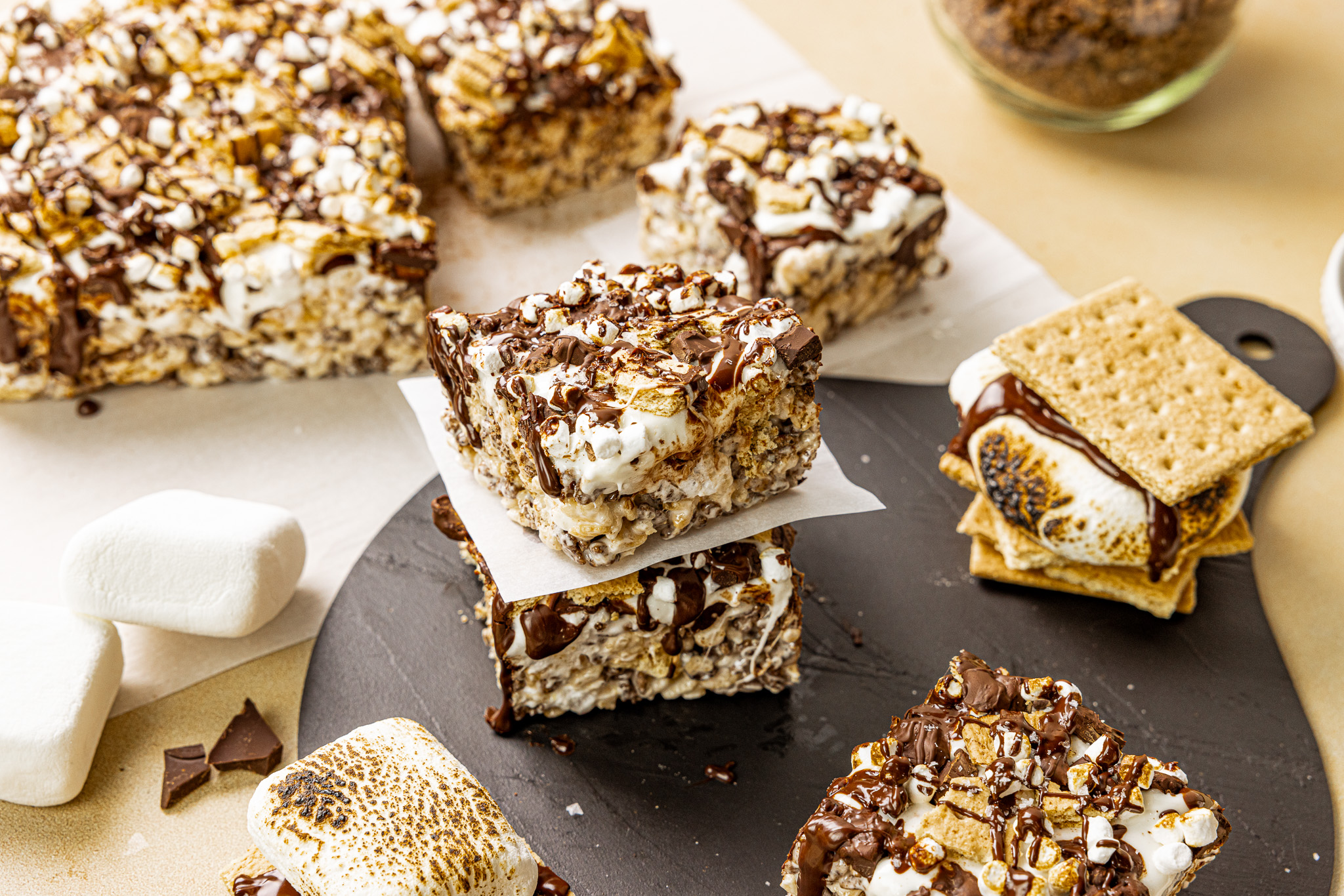 S&amp;#39;mores Rice Crispie Bars