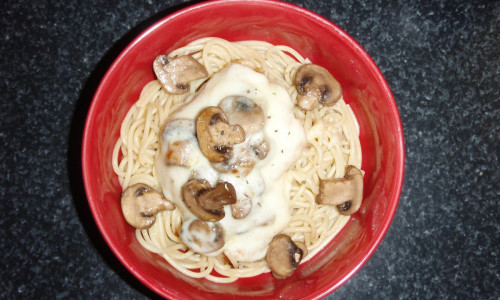 Chicken with Mozzarella Cheese and Mushrooms