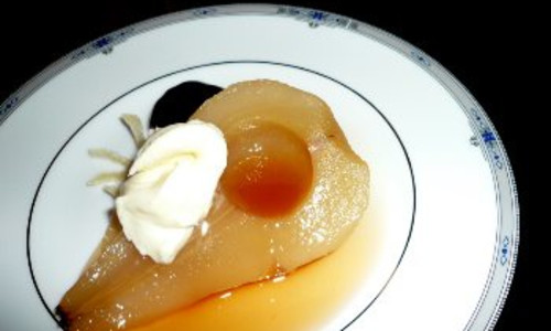 Ginger Poached Pears with Ginger Cream