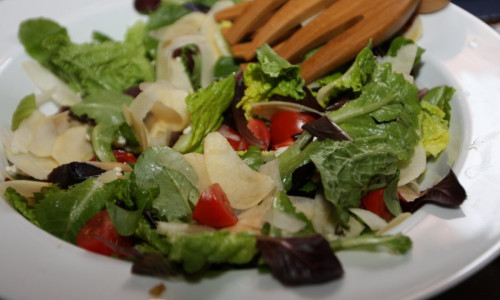 Goose Creek Pear and Blue Cheese Salad with Shallot Dressing