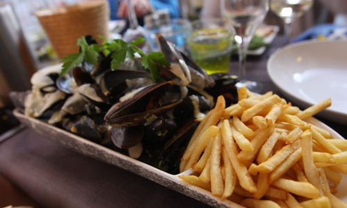 Moules (Mussels) Marinieres Et Frites